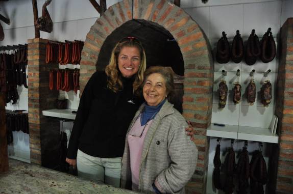 A galega Dona Glória, a simpática proprietária da fábrica de embutidos em Apartaderos, vila na região dos Andes venezuelanos, perto de Mérida